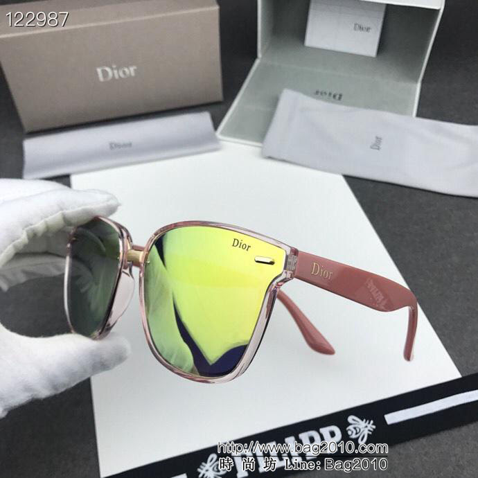DIOR-迪奧 D家新款偏光墨鏡 高清寶麗來偏光鏡片 女款太陽鏡  lly1259